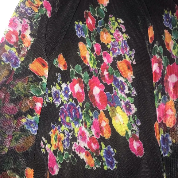 Michael Costello x Revolve Gown - Picture 4 of 4